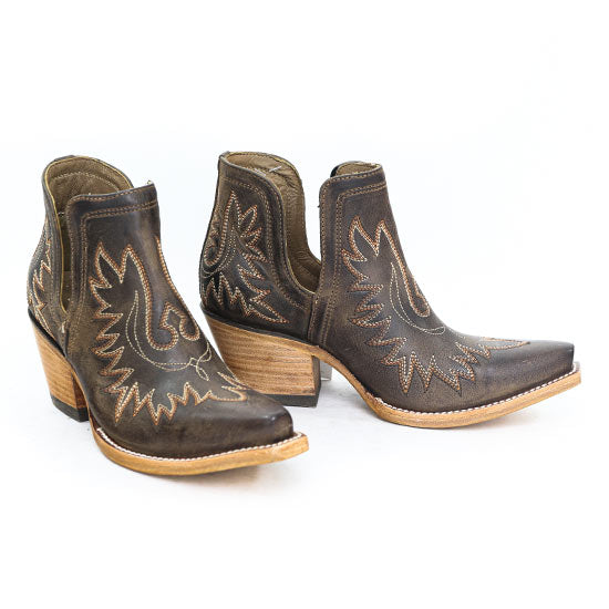 10027282-BROWN-DIXON – Alcala's Western Wear
