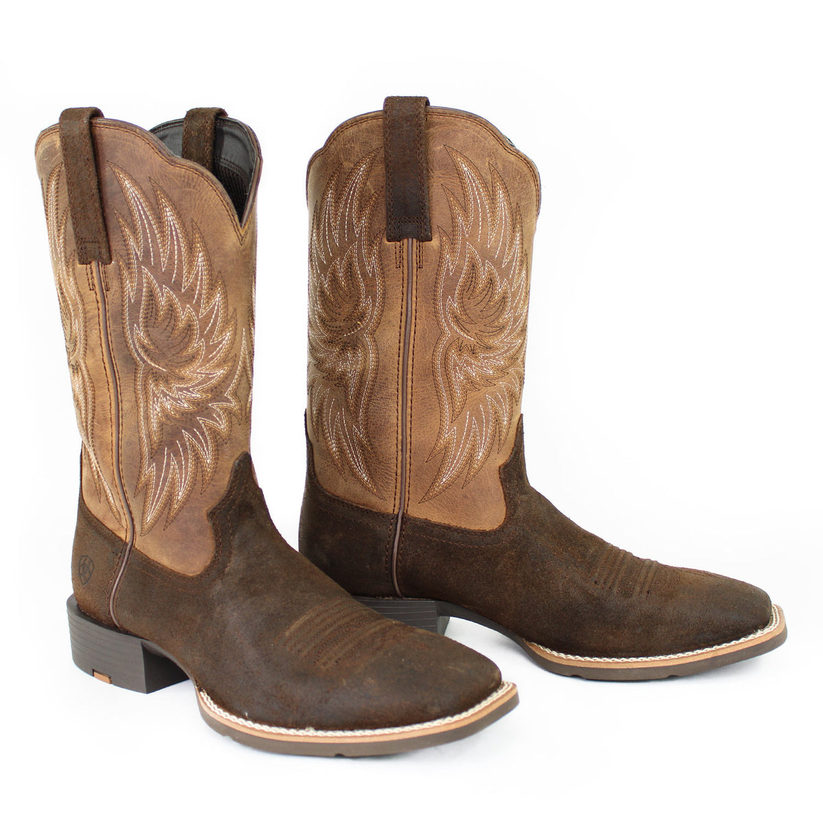 10053564-AGED-SMOKEHOUSE