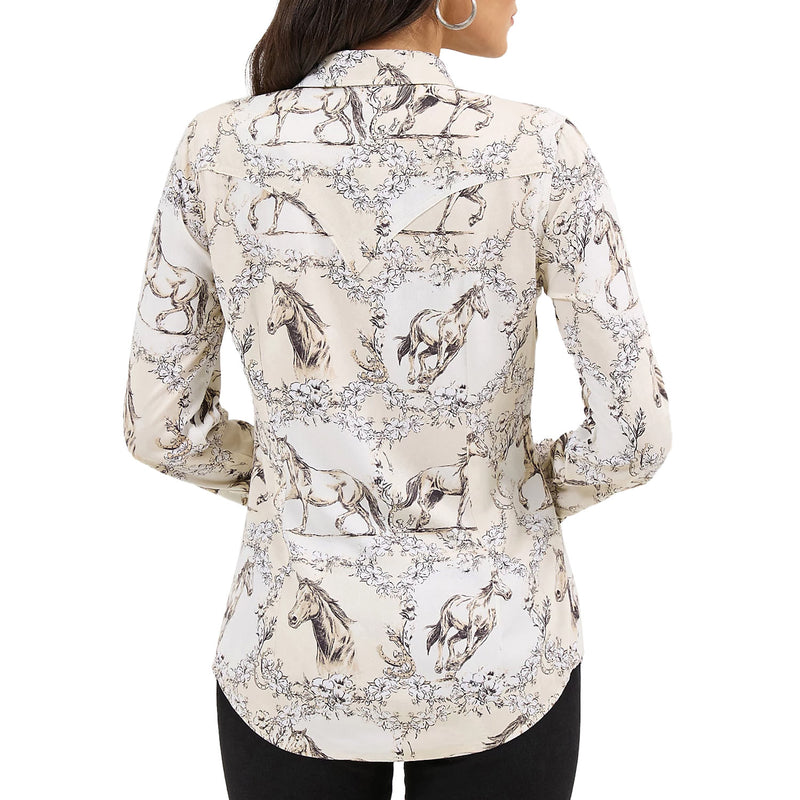 112371692-CREAM-HORSES