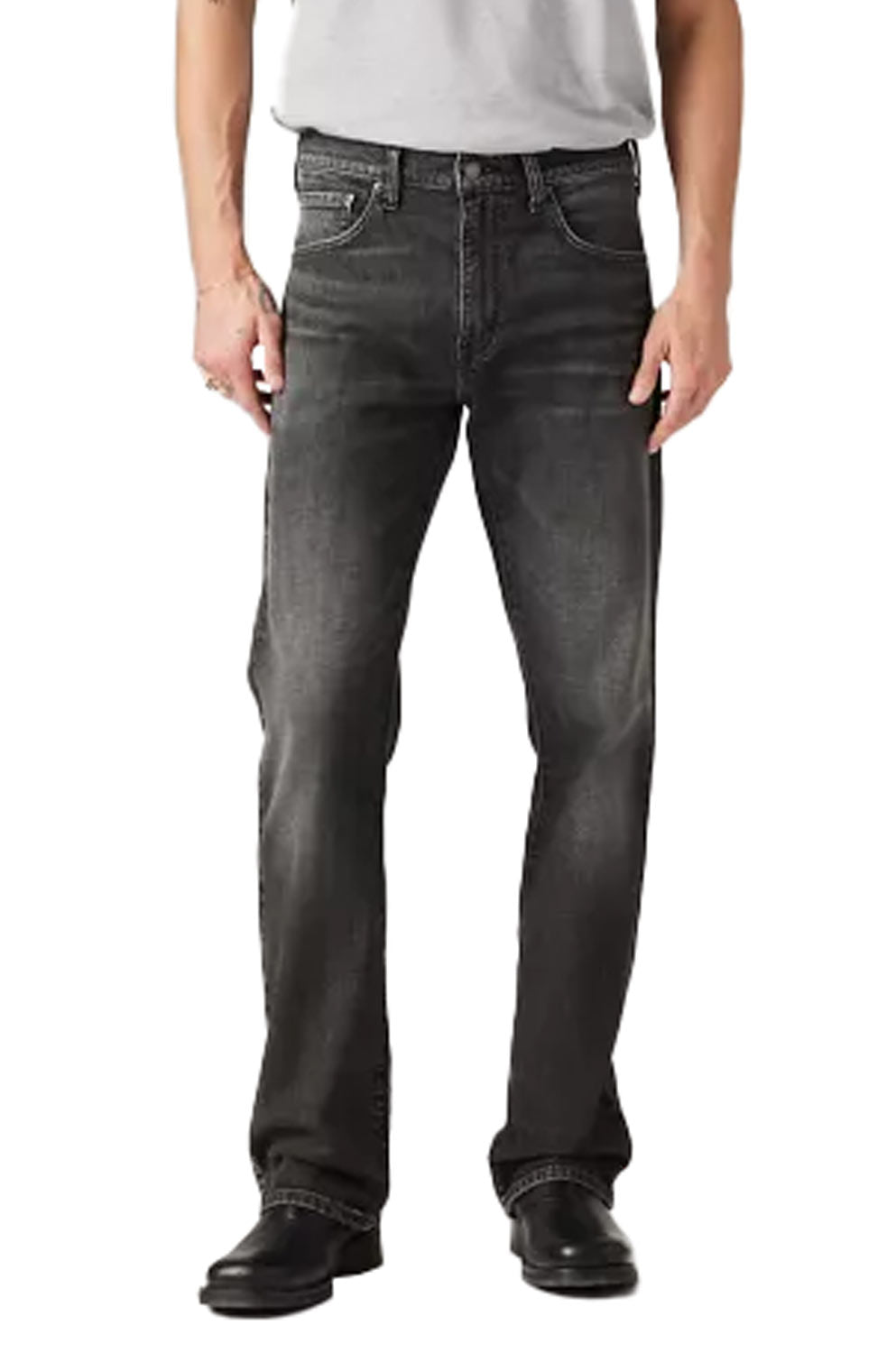 517-0247-ACROSS-THE-ROAD