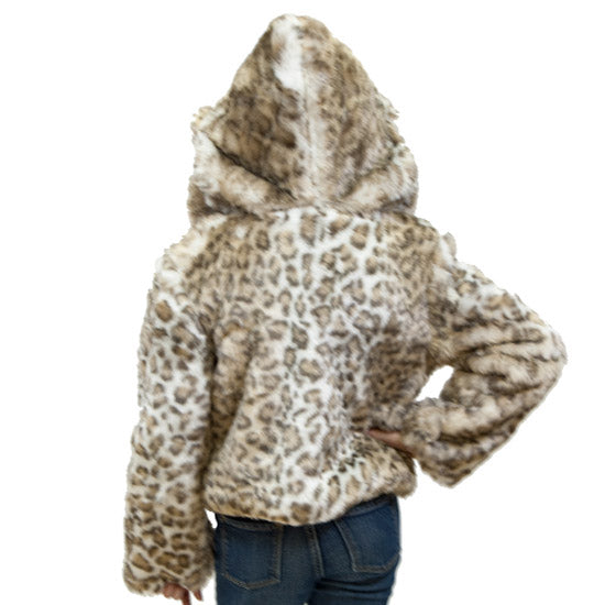 704-15-SNOW-LEOPAR-FUR