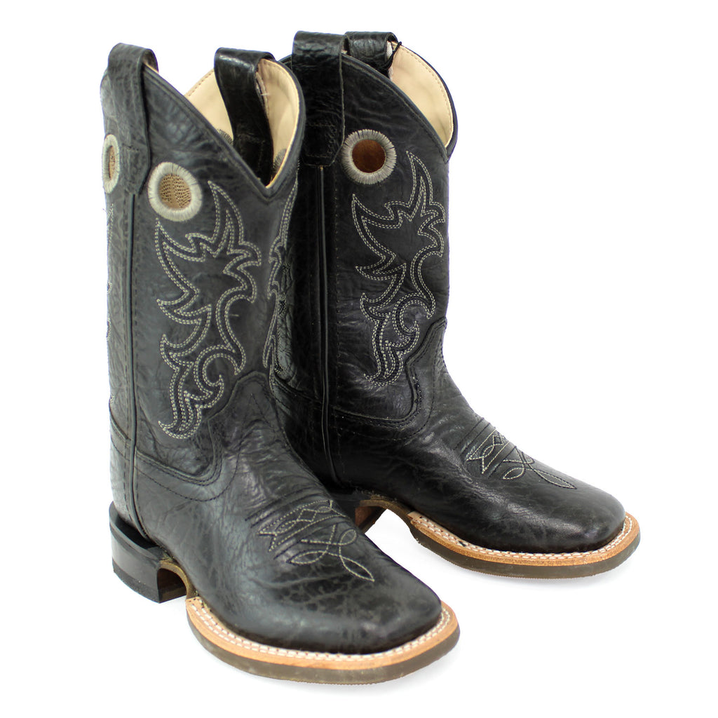 BSC1989 – Alcala's Western Wear