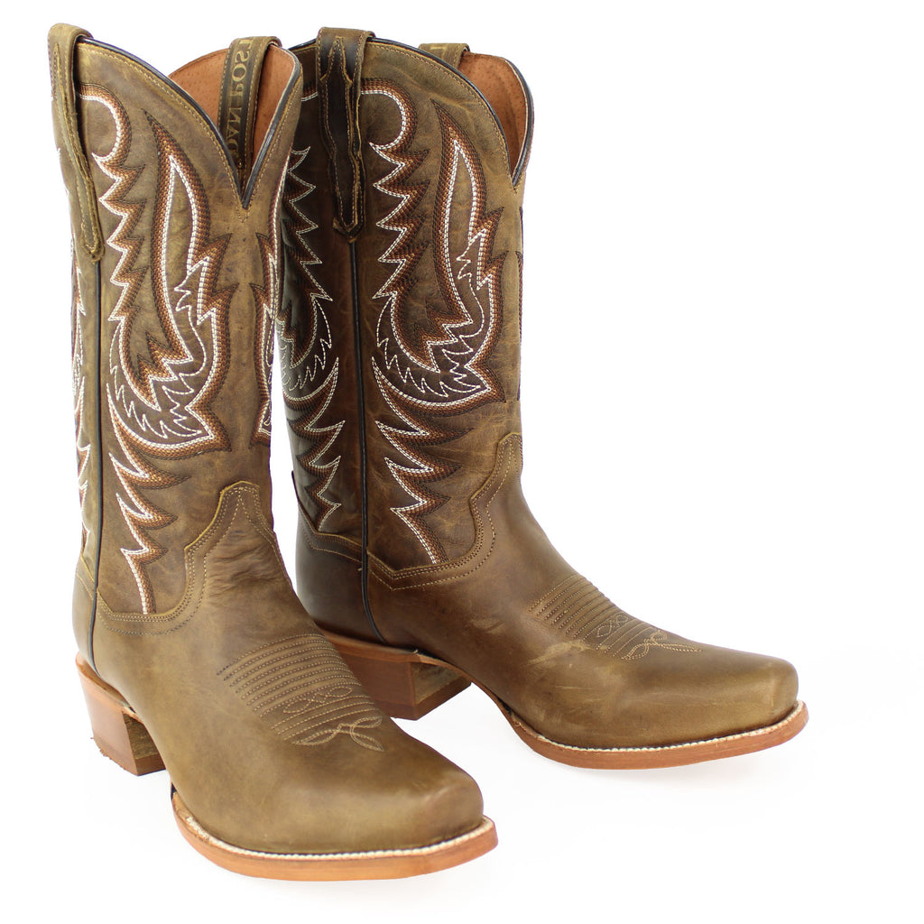 DP7015 – Alcala's Western Wear