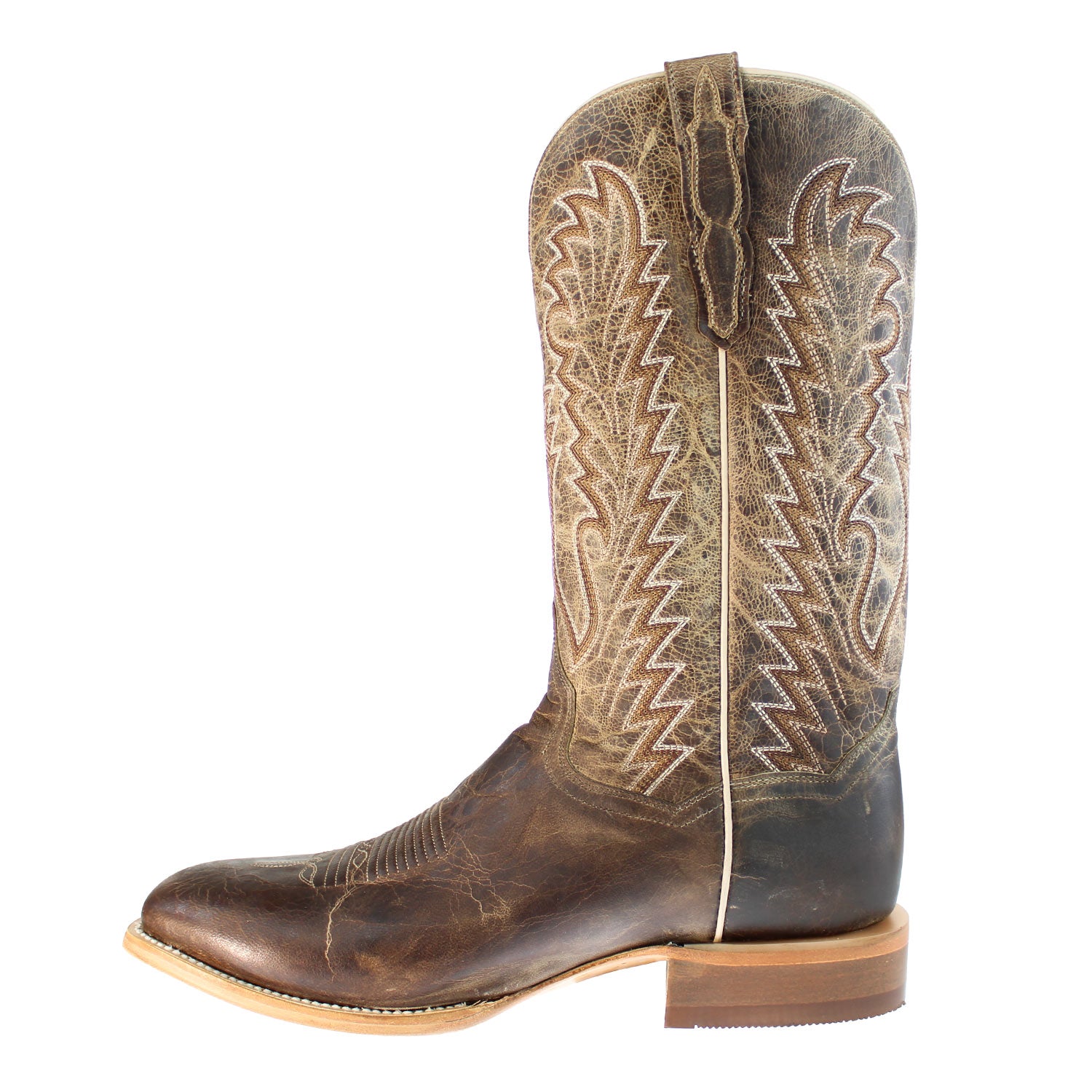 DP7042 – Alcala's Western Wear